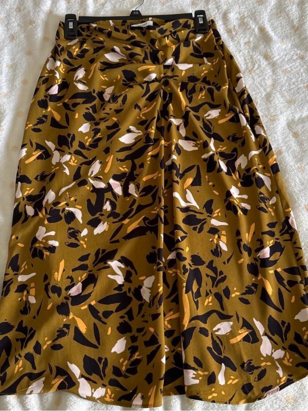 Nine West Olive & Black Floral A-Line Midi Skirt with Blush Highlights